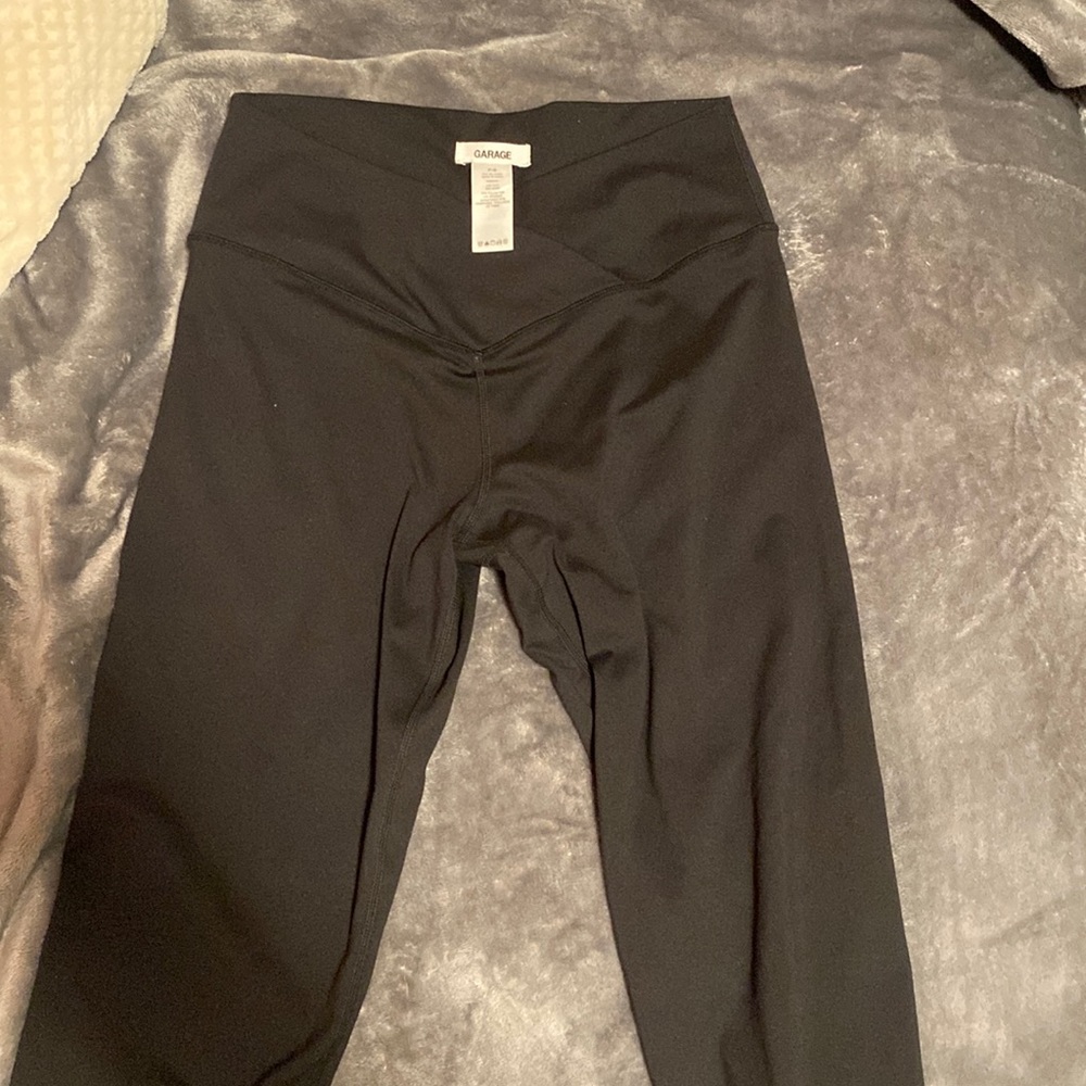 garage leggings